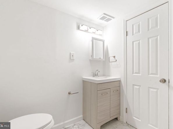 1524 Naudain Street, Philadelphia PA 19146