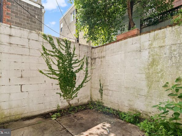 1524 Naudain Street, Philadelphia PA 19146