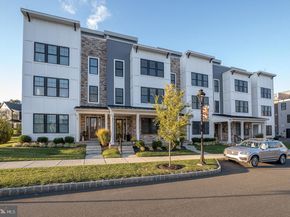 303 W Squire Drive, Newtown Square PA 19073