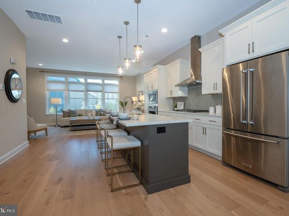 303 W Squire Drive, Newtown Square PA 19073