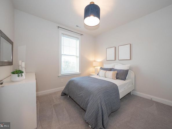 303 W Squire Drive, Newtown Square PA 19073