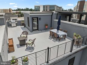 303 W Squire Drive, Newtown Square PA 19073