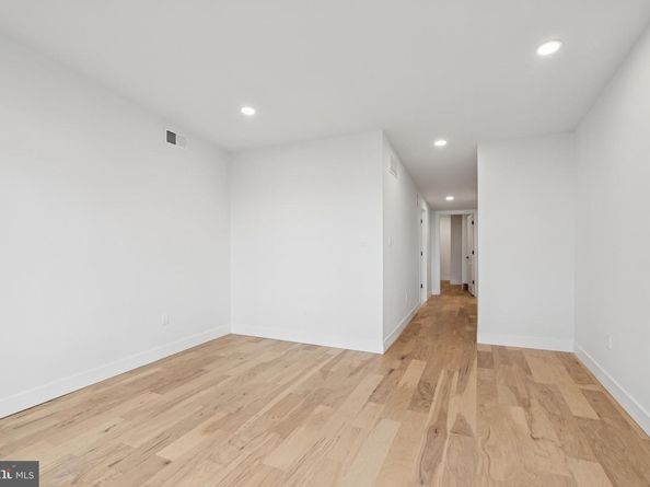 2431 N 29TH Street, Philadelphia PA 19132