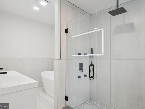 2431 N 29TH Street, Philadelphia PA 19132