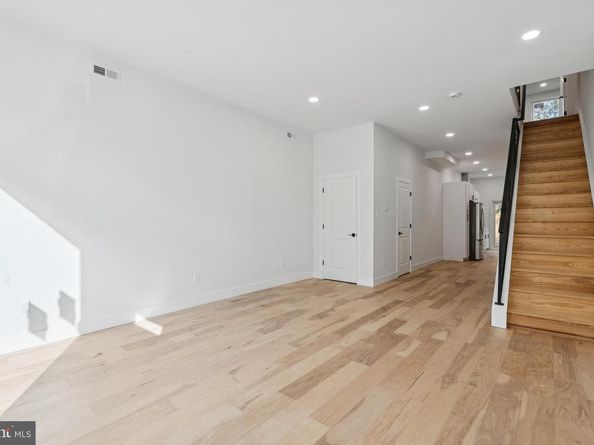 2431 N 29TH Street, Philadelphia PA 19132