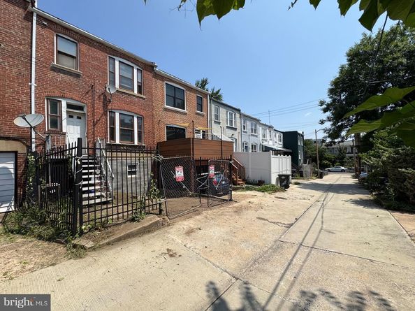 223 Ascot Place NE, Washington DC 20002