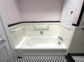 3438 Saint Vincent Street, Philadelphia PA 19149