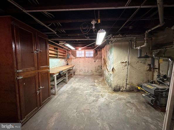 3438 Saint Vincent Street, Philadelphia PA 19149