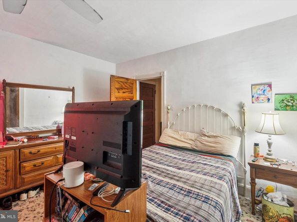1688 Fillmore Street, Philadelphia PA 19124