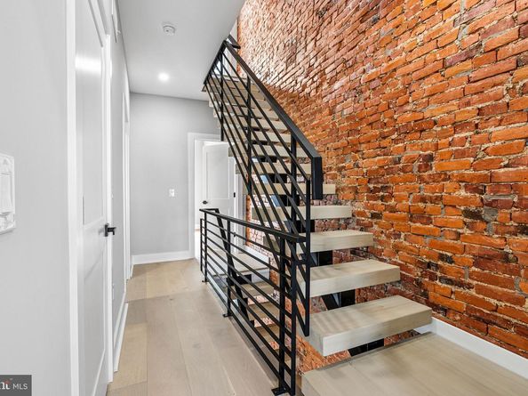 58 W Pomona Street, Philadelphia PA 19144