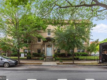 410 15TH Street NE