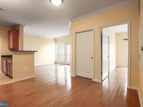 4862 Eisenhower Avenue 373, Alexandria VA 22304