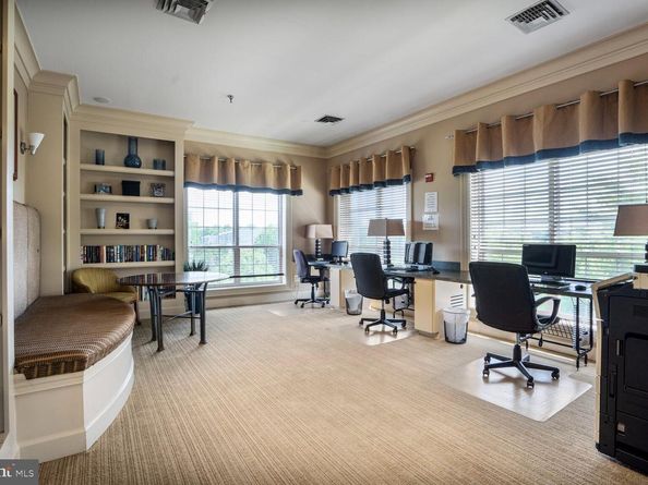 4862 Eisenhower Avenue 373, Alexandria VA 22304