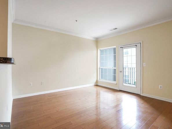 4862 Eisenhower Avenue 373, Alexandria VA 22304