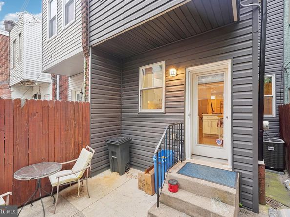 2106 S Garnet Street, Philadelphia PA 19145