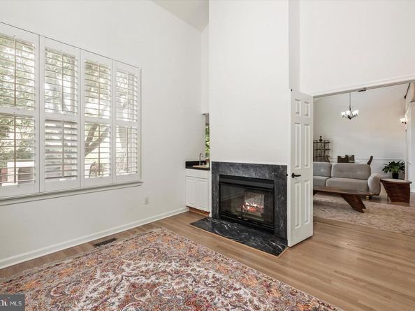 3405 Silver Maple Place, Falls Church VA 22042