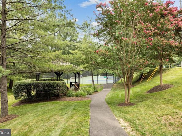3405 Silver Maple Place, Falls Church VA 22042