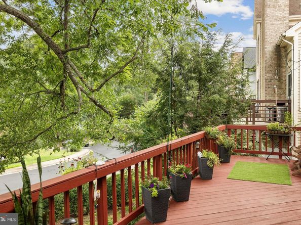 3405 Silver Maple Place, Falls Church VA 22042
