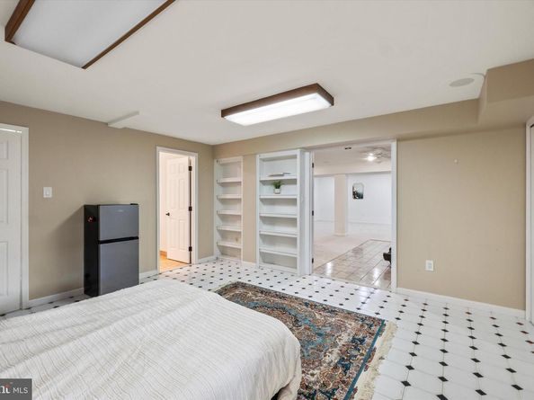 3405 Silver Maple Place, Falls Church VA 22042