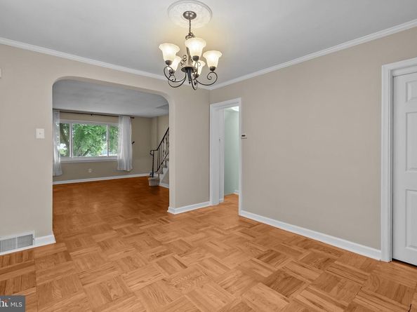 1712 Tustin Street, Philadelphia PA 19152