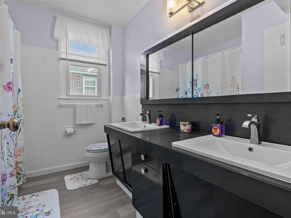 1712 Tustin Street, Philadelphia PA 19152