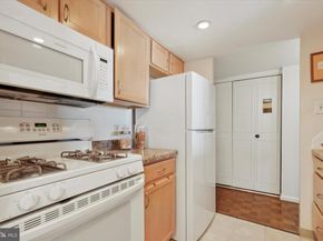100 West Avenue 604W, Jenkintown PA 19046
