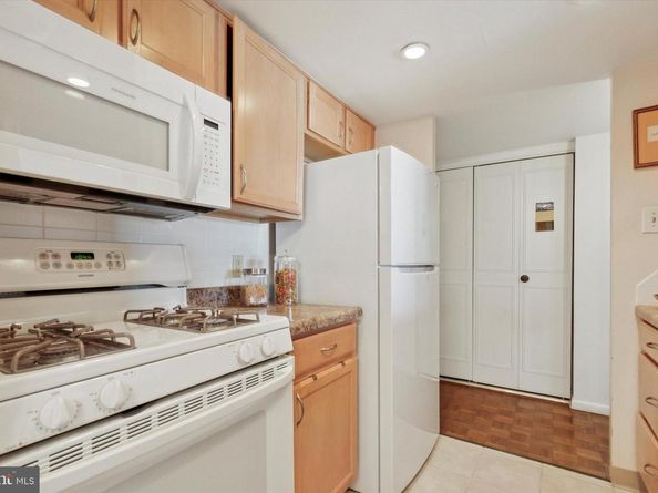 100 West Avenue 604W, Jenkintown PA 19046