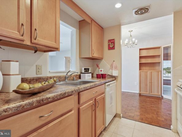 100 West Avenue 604W, Jenkintown PA 19046