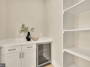 5707 9TH Street N, Arlington VA 22205
