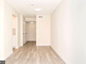 14 Halley Place SE 103, Washington DC 20032