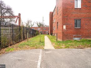 14 Halley Place SE 103, Washington DC 20032