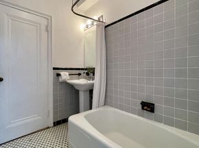 644 Massachusetts Avenue NE 406, Washington DC 20002