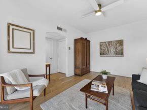 644 Massachusetts Avenue NE 406, Washington DC 20002