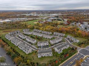 207 Saddlebrook Drive, Bensalem PA 19020