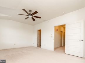 207 Saddlebrook Drive, Bensalem PA 19020