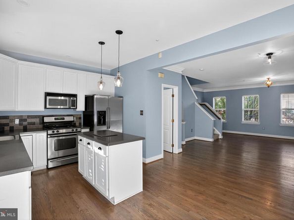 104 Cahill Drive, Alexandria VA 22304