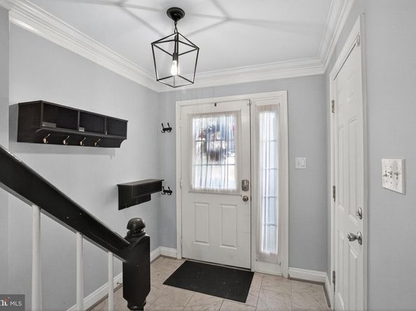 104 Cahill Drive, Alexandria VA 22304