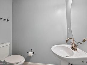 104 Cahill Drive, Alexandria VA 22304