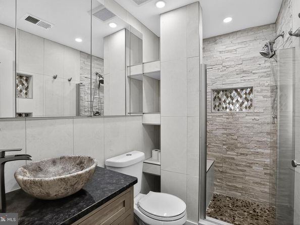 104 Cahill Drive, Alexandria VA 22304