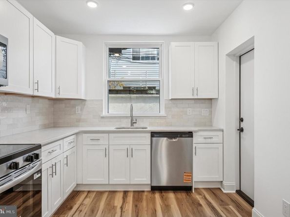 2411 S Percy Street, Philadelphia PA 19148