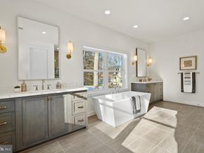 8619 Redwood, Vienna VA 22180