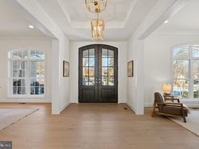 8619 Redwood, Vienna VA 22180