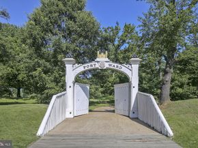 3000 S Columbus Street S B2, Arlington VA 22206