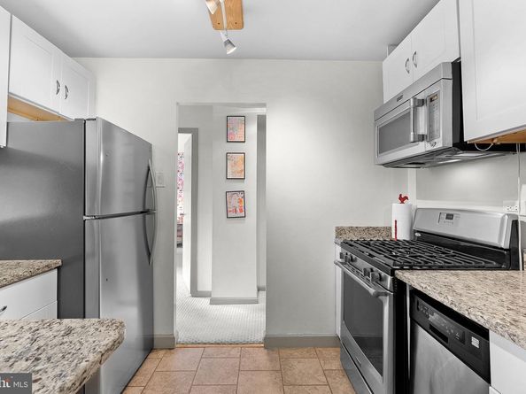 5340 Holmes Run Parkway 400, Alexandria VA 22304