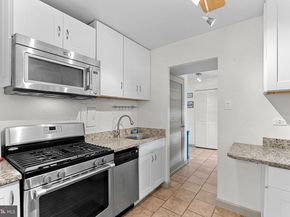 5340 Holmes Run Parkway 400, Alexandria VA 22304