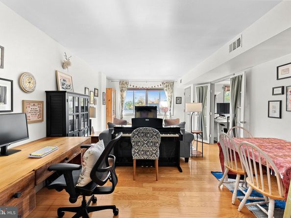 5340 Holmes Run Parkway 400, Alexandria VA 22304