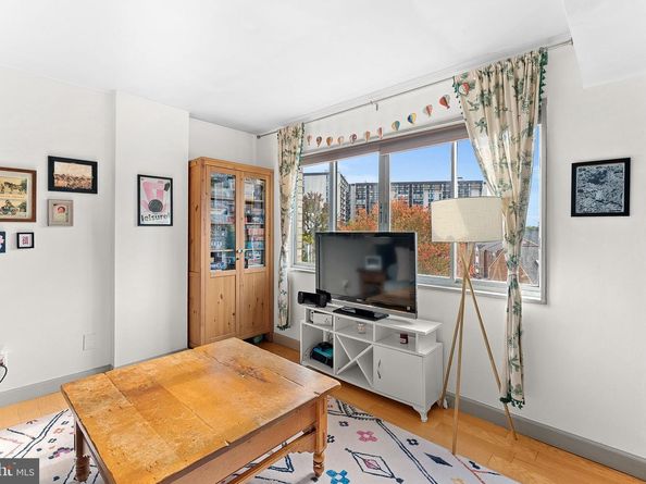 5340 Holmes Run Parkway 400, Alexandria VA 22304