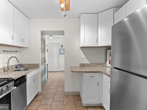 5340 Holmes Run Parkway 400, Alexandria VA 22304