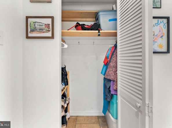 5340 Holmes Run Parkway 400, Alexandria VA 22304