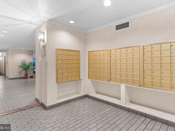 5340 Holmes Run Parkway 400, Alexandria VA 22304